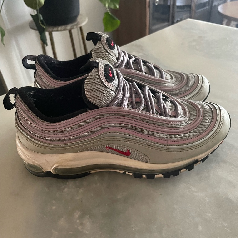 Nike Air Max 97 Size 7Y (Women SIze 8.5) OG Silver Bullet